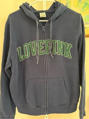 Pink Victoria’s Secret Hoodie. Fair/Good Preloved. Size Large.